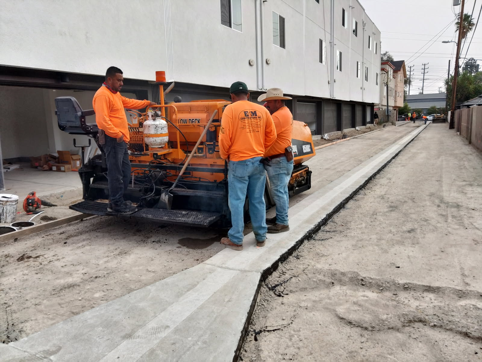 Asphalt Paving & Removal